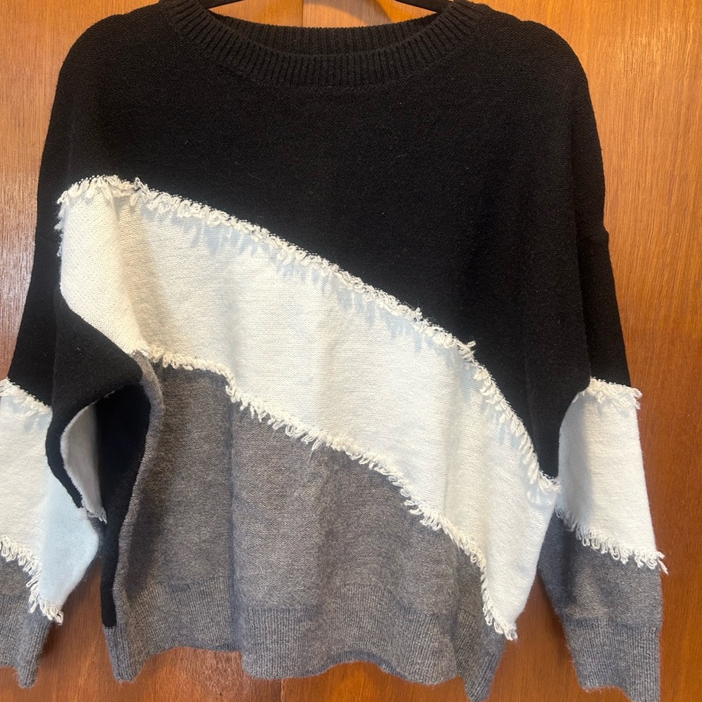 Women's Black, White, and Gray Sweater